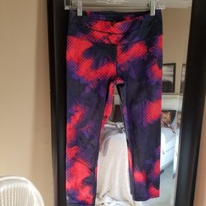 Athleta Crop Leggings